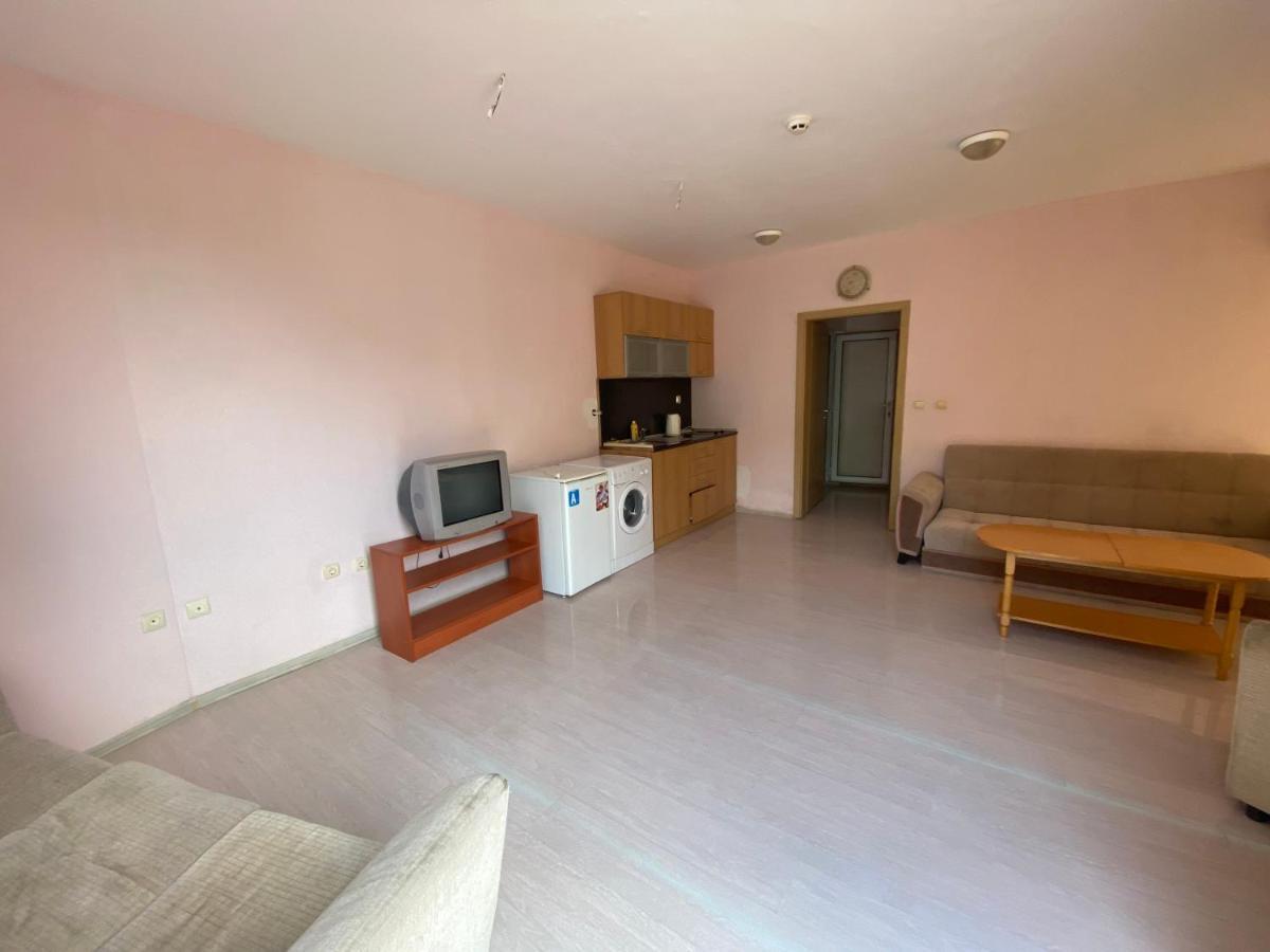 Stella Polaris 1 Apartments Сонячний Берег Екстер'єр фото